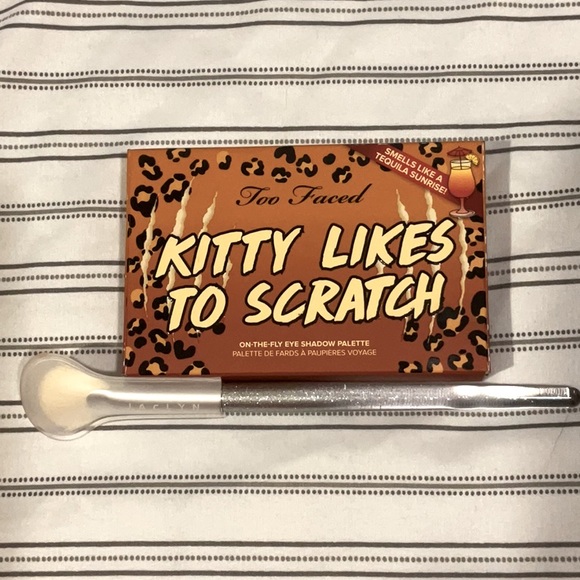 💥24HR FLASH SALE💥TOO FACED EYESHADOW PALETTE W/ BONUS BRUSH NEW - Picture 1 of 7